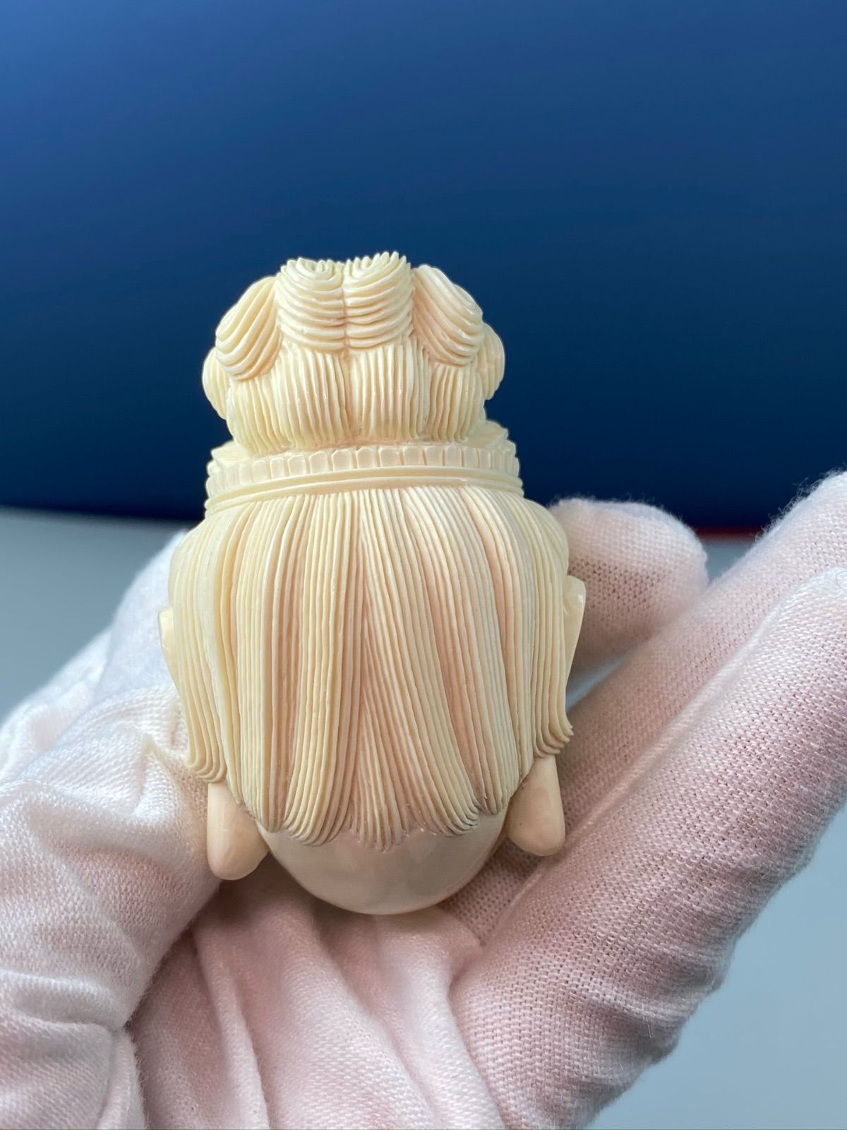 天然マンモス牙美しい手作り彫刻 弥勒仏頭 保健球