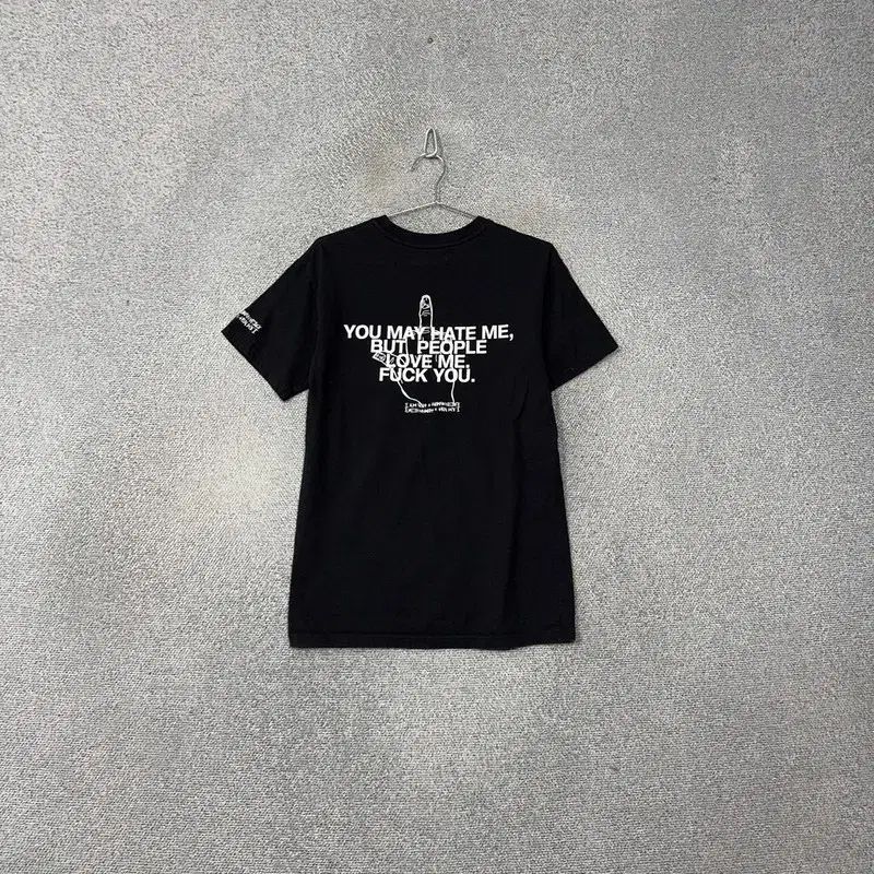 ヴィヴィアンウエストウッド ノットテロリストTシャツ xs イタリア製 ヴィヴィアンウエストウッド ノットテロリストTシャツ xs イタリア製