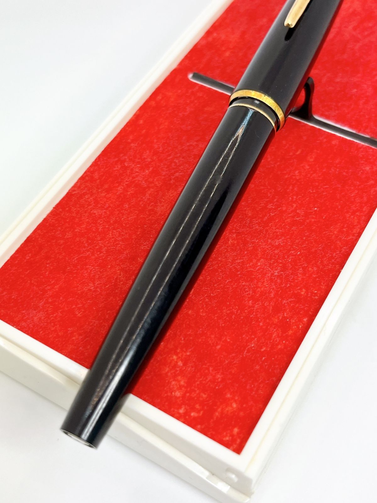MONTBLANC - MONTBLANC/モンブラン　万年筆　ブラック/ゴールド　MN123 MONTBLANC - MONTBLANC/モンブラン 万年筆 ブラック/ゴールド
