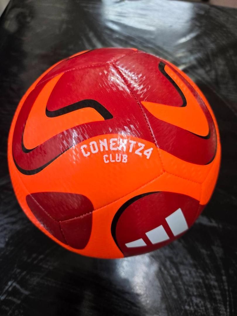 アディダス サッカーボール 5号球機械縫い AF5923OR - メルカリ