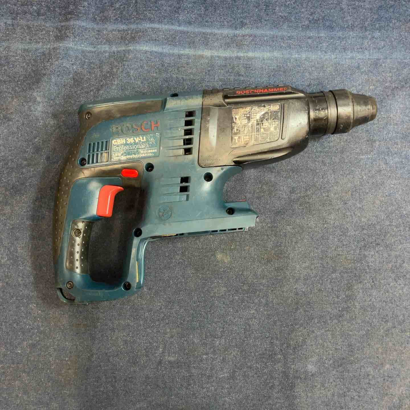 BOSCH コードレスハンマドリル