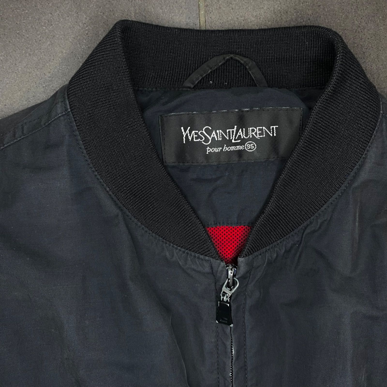 YSL イヴ・サンローラン ワンポイント刺繍ロゴ ジップアップ ブルゾン