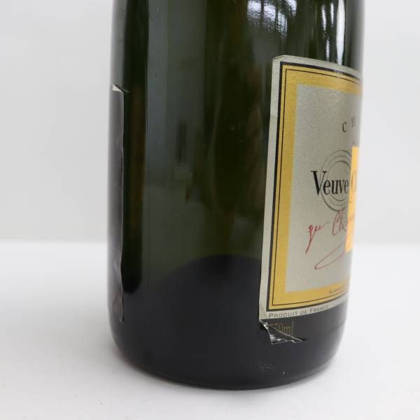 ヴーヴクリコ 1995 ロゼ 750ml（VEUVE CLICQUOT） - シャンパン