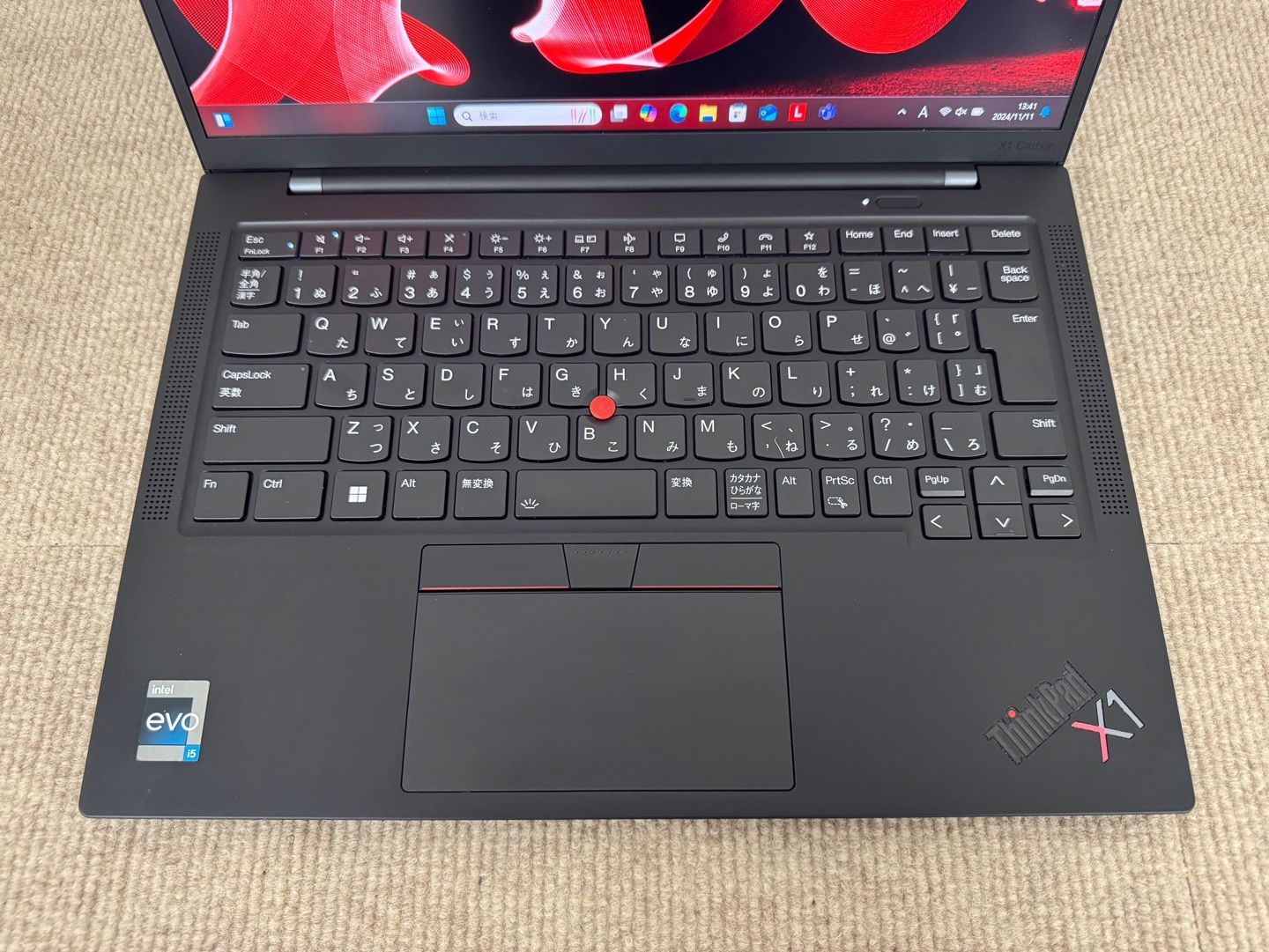 美品 ThinkPad 最新 13世代 i5 16GB 新品 1TB 保証中
