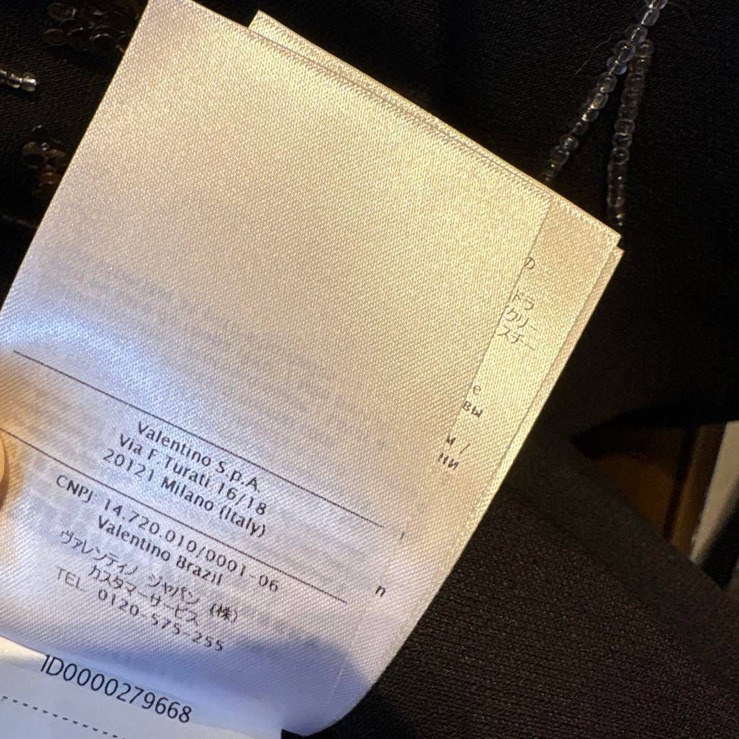 VALENTINO 刺繍