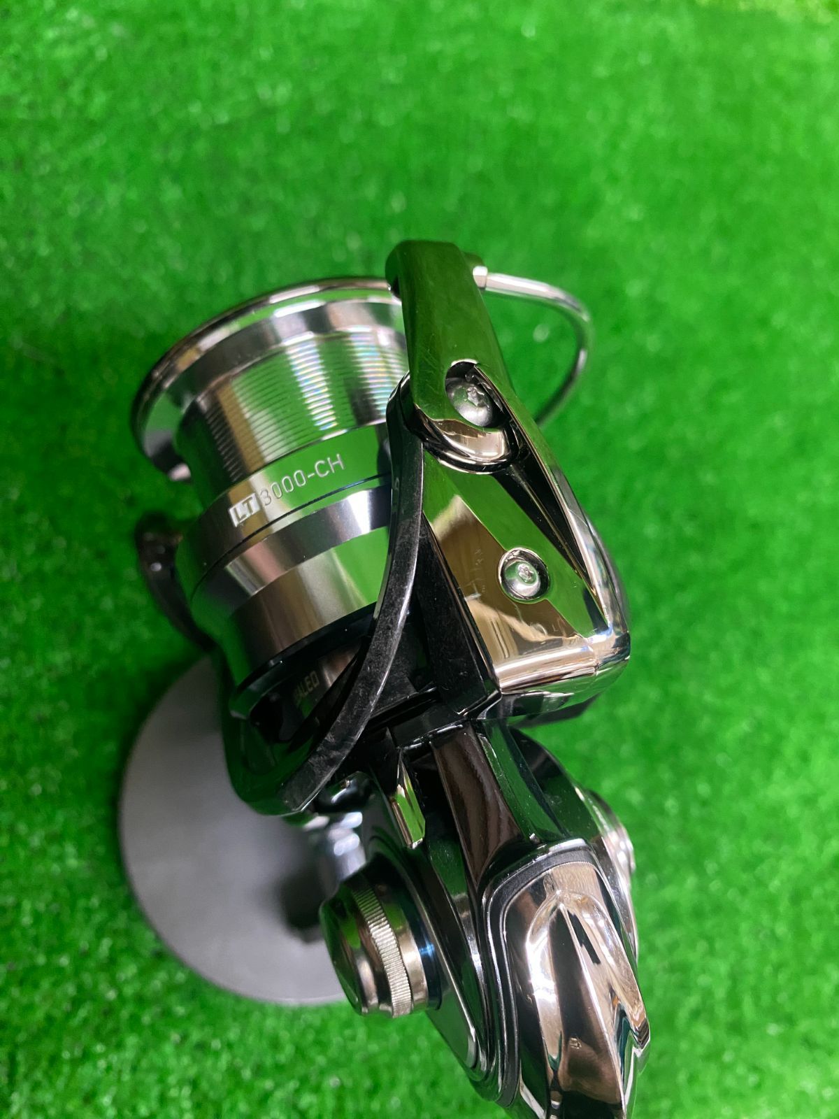 ダイワ 18イグジスト LT3000-CH DAIWA ダイワ スピニングリール 18