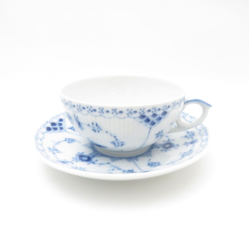 ROYAL COPENHAGEN ロイヤルコペンハーゲン ブルーフルーテッドハーフレース ティーカップ＆ソーサー SC9051G1