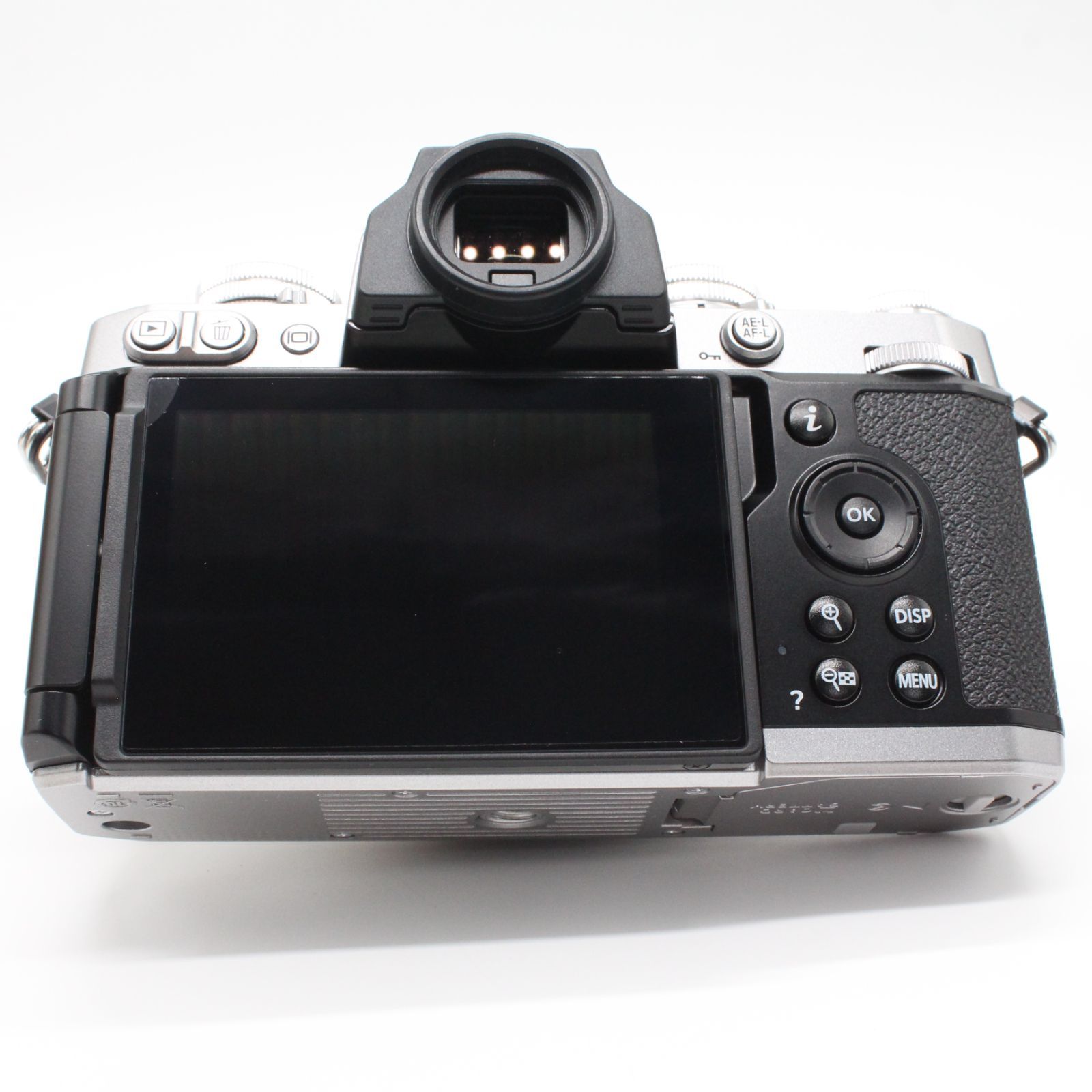 17ショット！■ほぼ未使用！■ Nikon Zfc ボディ シルバー 17ショット！□ほぼ未使用！□ Nikon Zfc ボディ シルバー