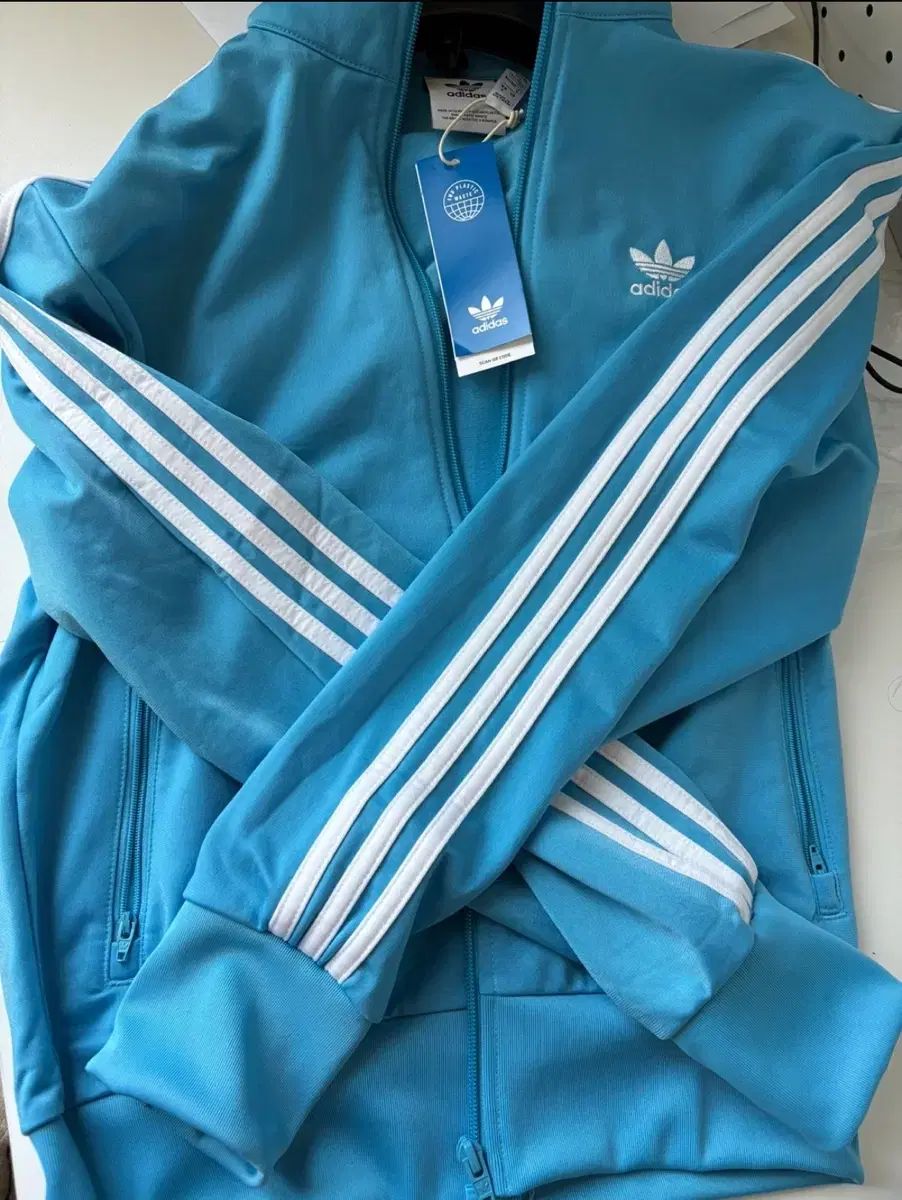 adidas アディダス 3本線 トラックトップス ライトブルー