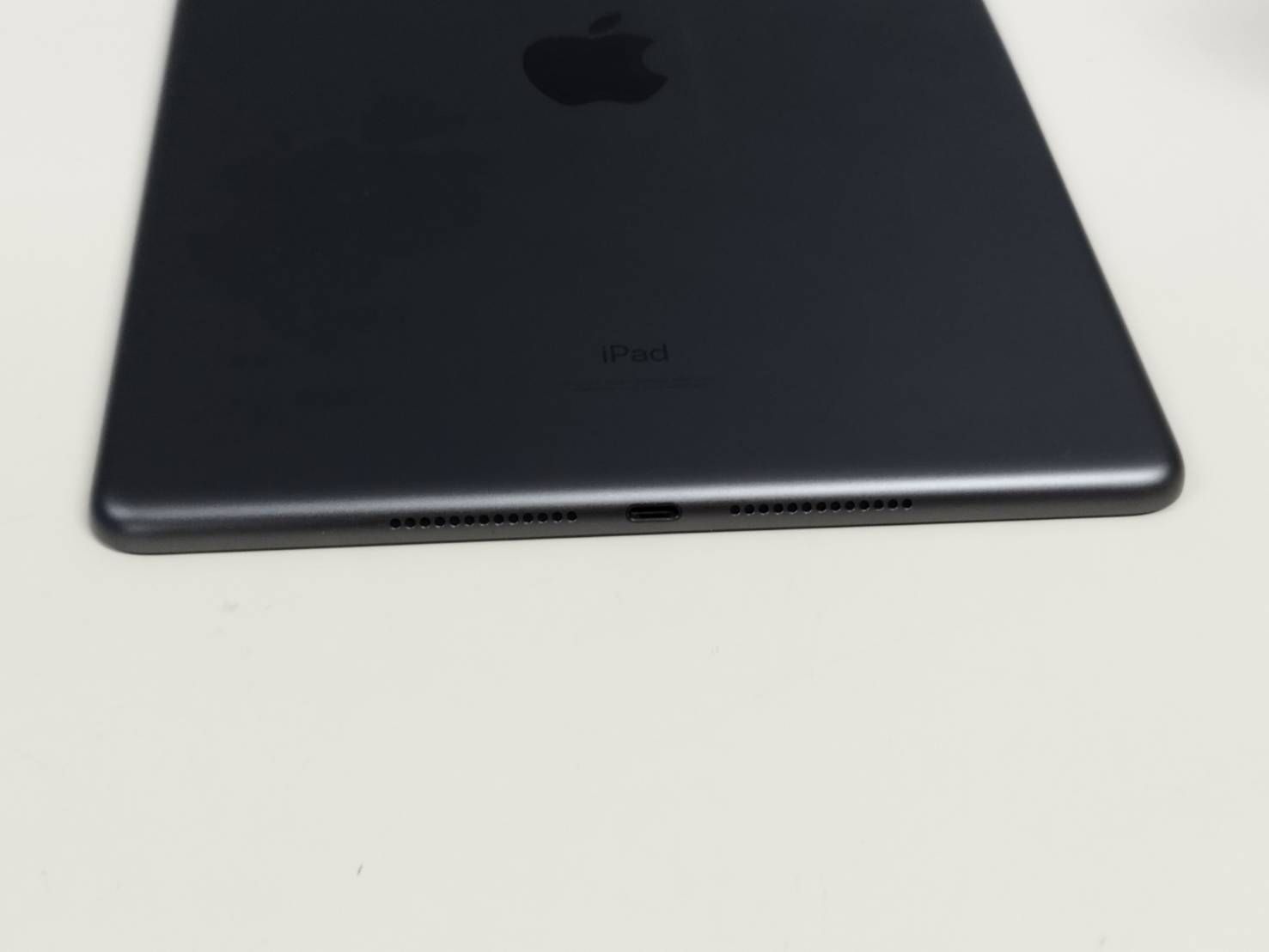Wi-Fiモデル】iPad 第9世代/A2602/256GB〈MK2N3J/A〉 Apple iPad Wi-Fiモデル】iPad 第9世代/A2602/256GB〈MK2N3J/A〉 Apple iPad