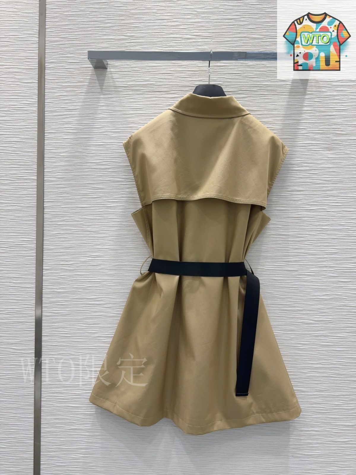 【★国内発送★】Dior Alps ベルト付きノースリーブ ベスト 2204522790.jpg?1710325752