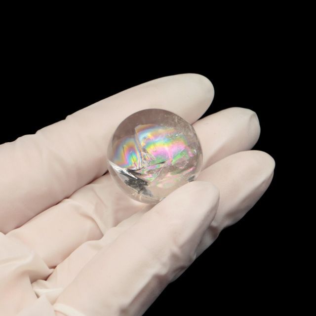 虹入り水晶 丸玉 台座付き A 直径 22mm アイリスクォーツ ブラジル産
