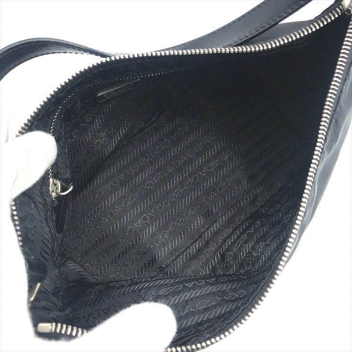 美品 PRADA プラダ 三角ロゴ テスート ナイロン ワンショルダー バッグ ブラック a3514 美品 PRADA プラダ 三角ロゴ テスート ナイロン ワンショルダー バッグ