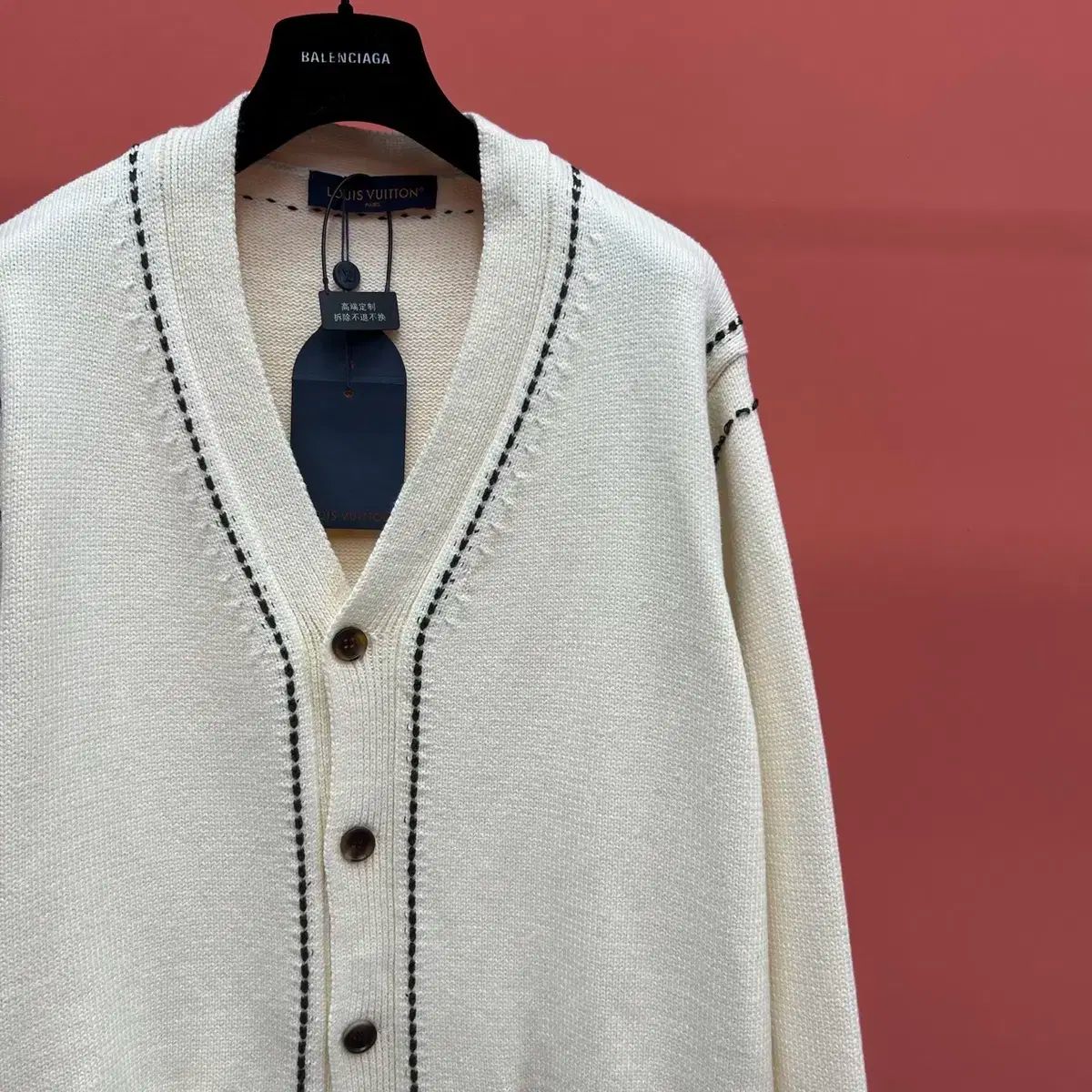 【極美品】Louis Vuitton ホワイト グレージュ　カーディガン wine-king_7765400000027599