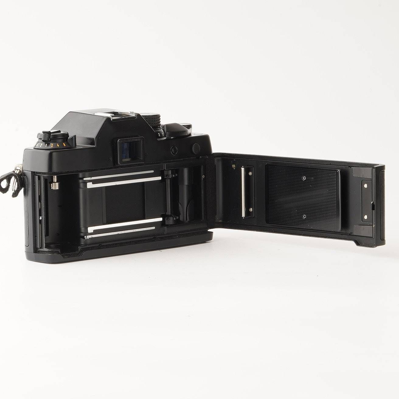 コンタックス Contax RTS 35mm 一眼レフフィルムカメラ 【公式通販】