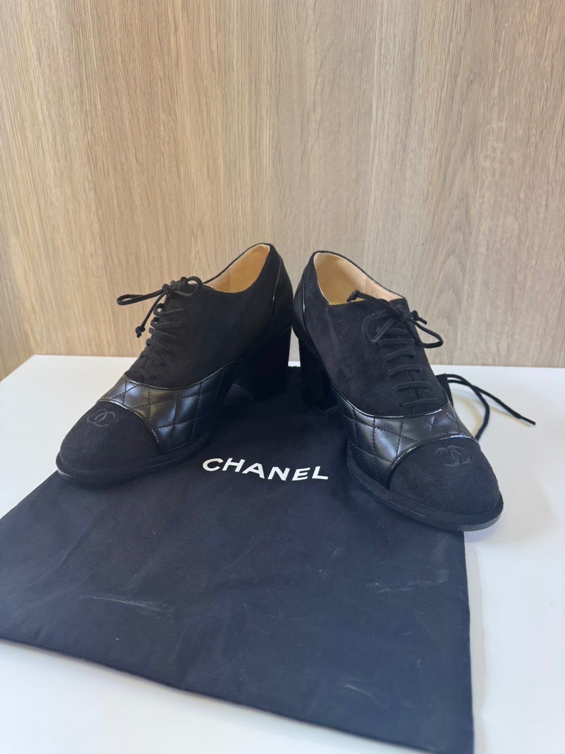 CHANELシャネル 本物 マトラッセ ローファー キルティングレザー×スエード 黒ブラック38C 24cm レースアップ ブーティ 靴シューズ レディース 保存袋付き 現状品