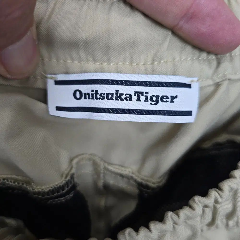 ジョガー パンツ