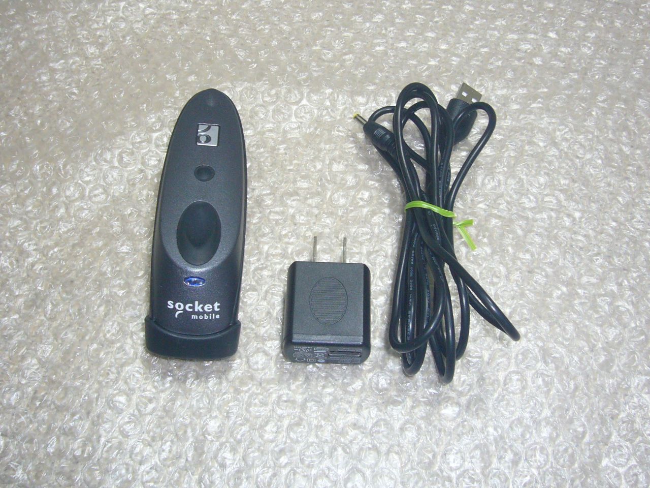 ソケットモバイル CHS 7Xi 2Dバーコードリーダー 電池新品 Socket