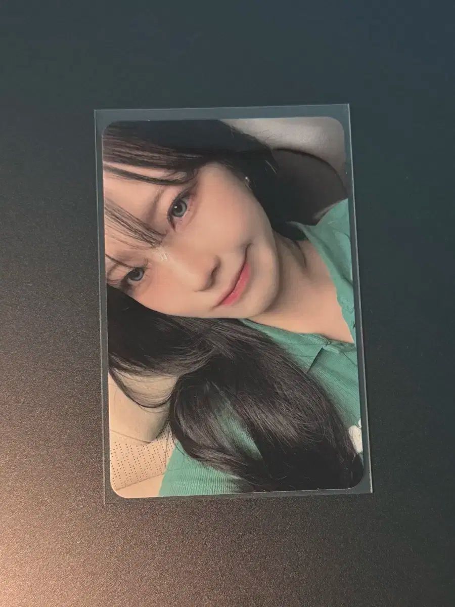 fromis_9 ジホン　ラキドロ 出品 fromis_9(プロミスナイン・プミナ) ペク・ジホン(BAEK
