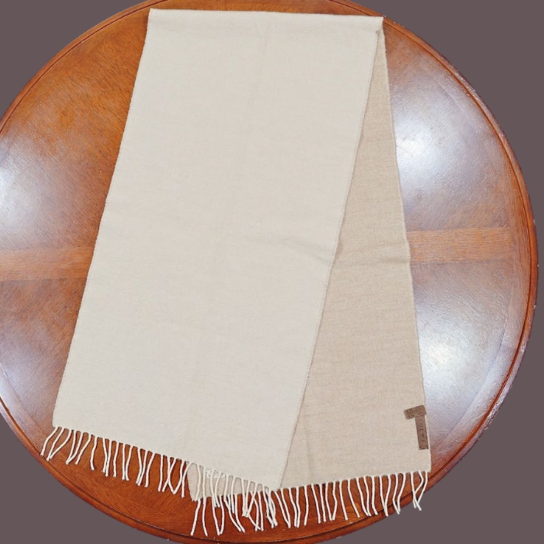 LOEWE　ロエベ　バイカラースカーフ　アナグラムマフラー　アイボリー/サンド LOEWE（ロエベ） Bicolor Anagram Scarf バイカラー アナグラム