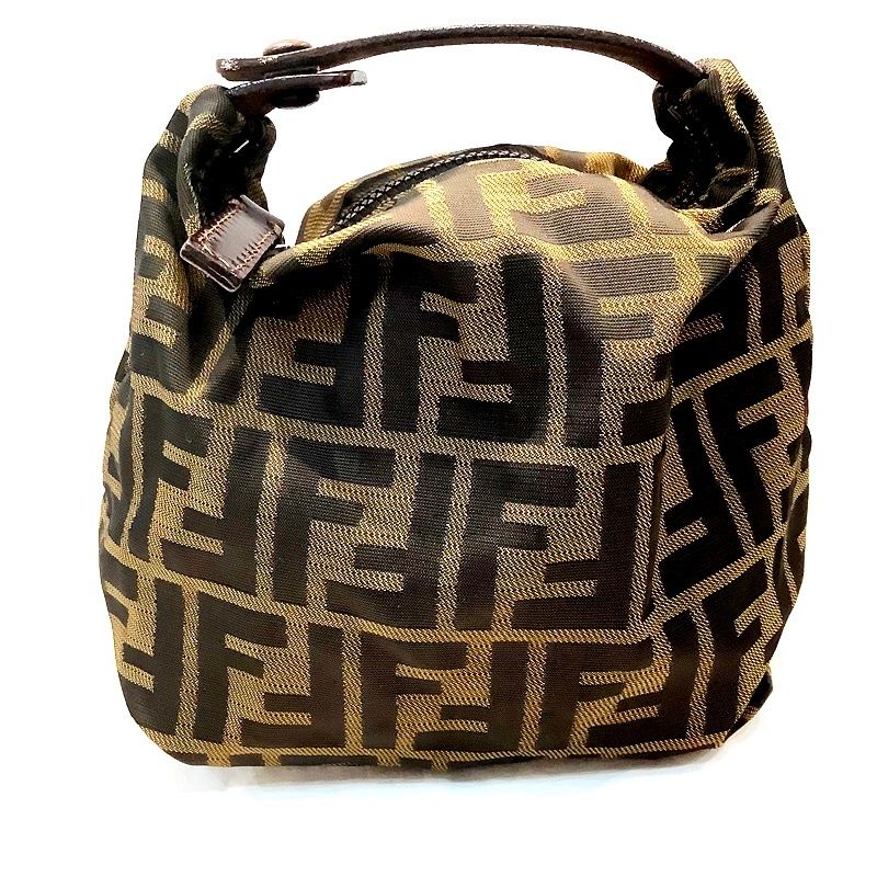 フェンディ（FENDI）ズッカ柄アクセサリーポーチ ミニバッグ