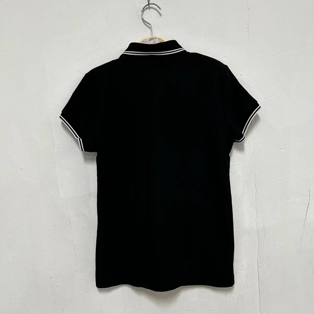 【美品】MONCLER・モンクレール・ポロシャツ・黒・赤・白・M・替えボタン 楽天市場】【定価40,700円(税込)】MONCLER モンクレール