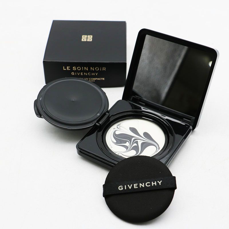 GIVENCHY LE SOIN NOIR UVコンパクト 12g