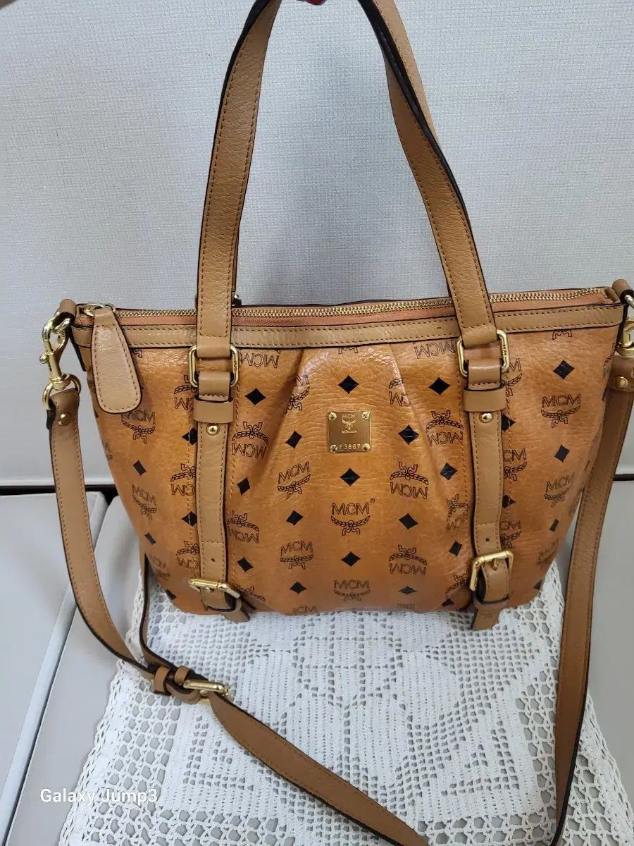 MCM】エムシーエム『ヴィセトス クロスボディバッグ』レディース