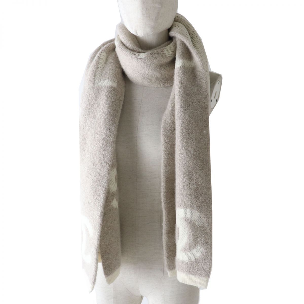 極美品◎イギリス製 CHANEL シャネル 21B AA7766 レディース ロゴ ココ 