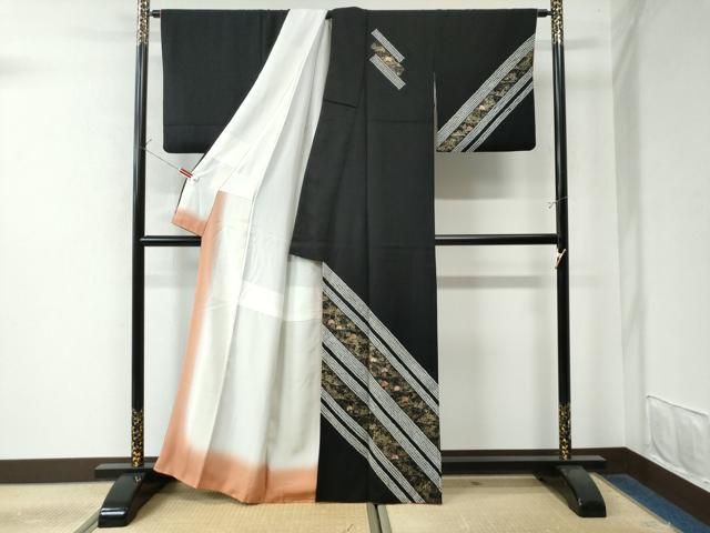 平和屋着物○訪問着 絞り 刺繍 流水草花文 黒地 金彩 正絹 逸品