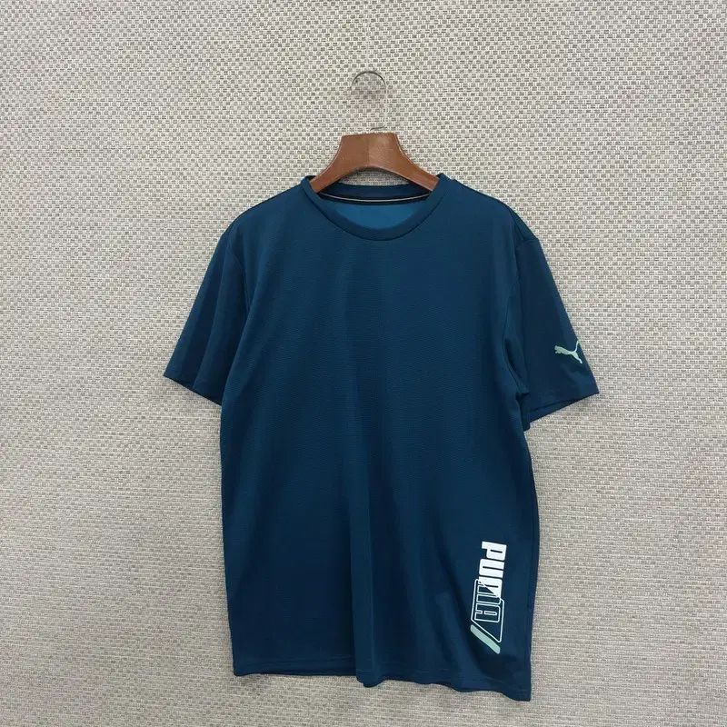 PUMA(プーマ) プリント ロゴ 機能性 半袖Tシャツ 100 D02604