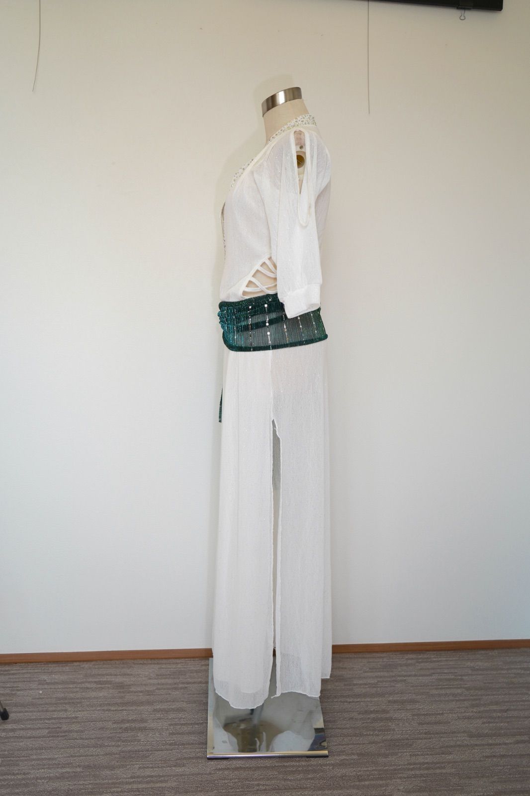 ワンピースドレス