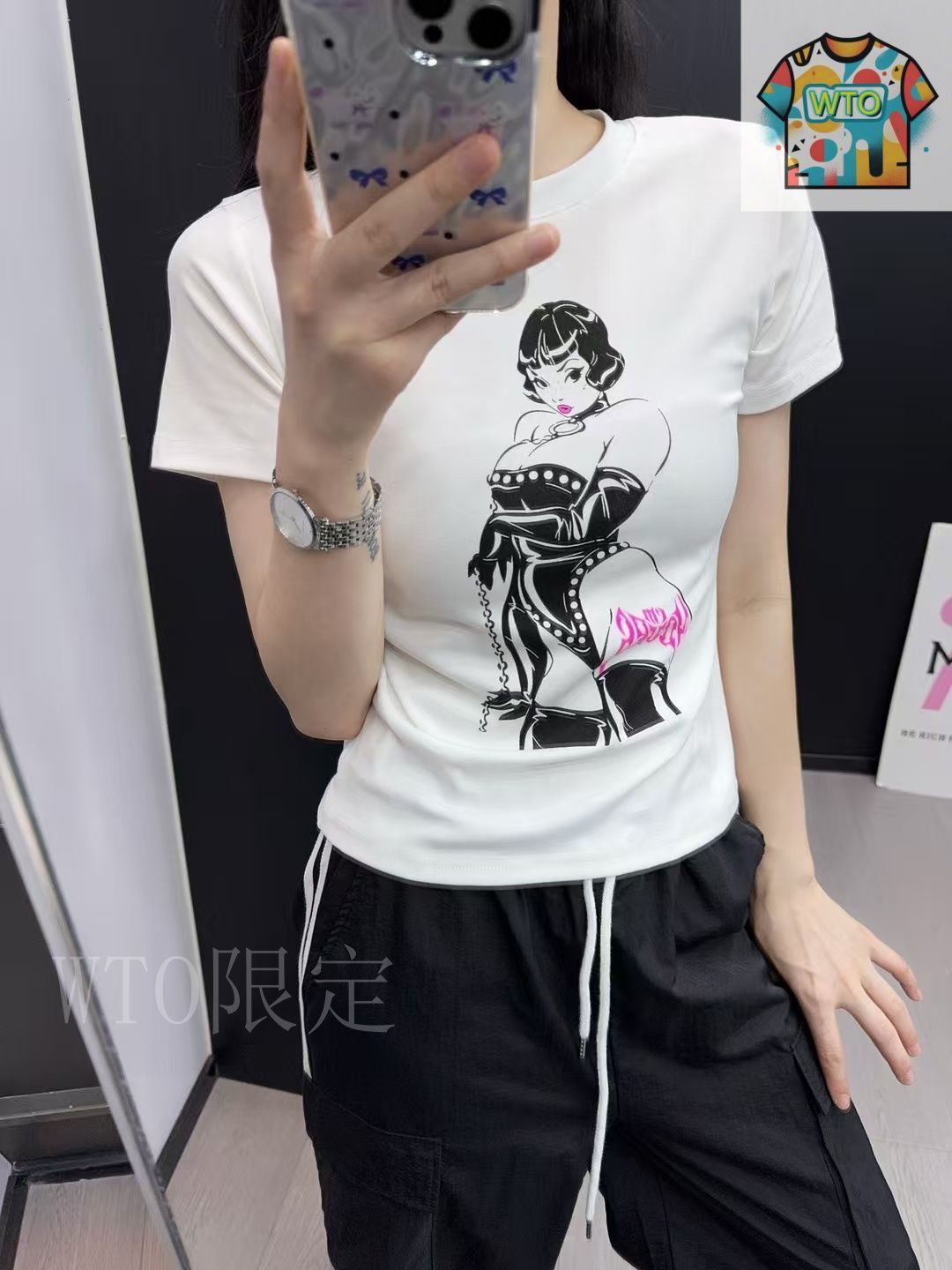 【美品　クリーニング済み】CHROME HEARTS Tシャツ フロントプリント 美品 クリーニング済み】CHROME HEARTS Tシャツ フロント