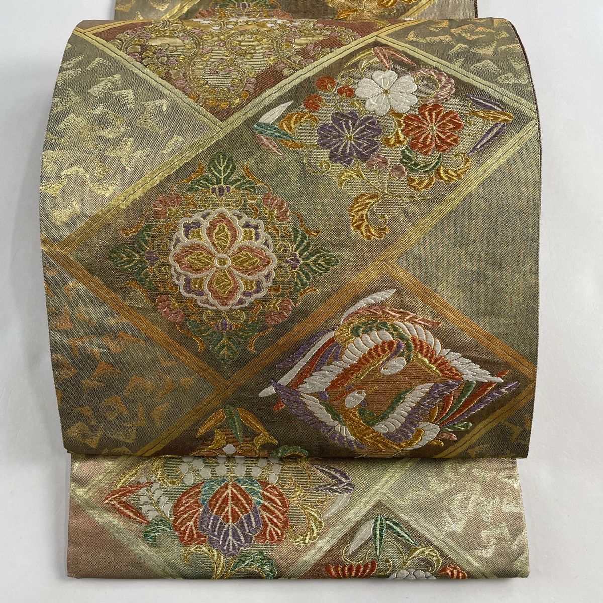 袋帯 美品 秀品 輝煌綴 桧垣有職文 華文 刺繍 金糸 金色 六通 正絹 