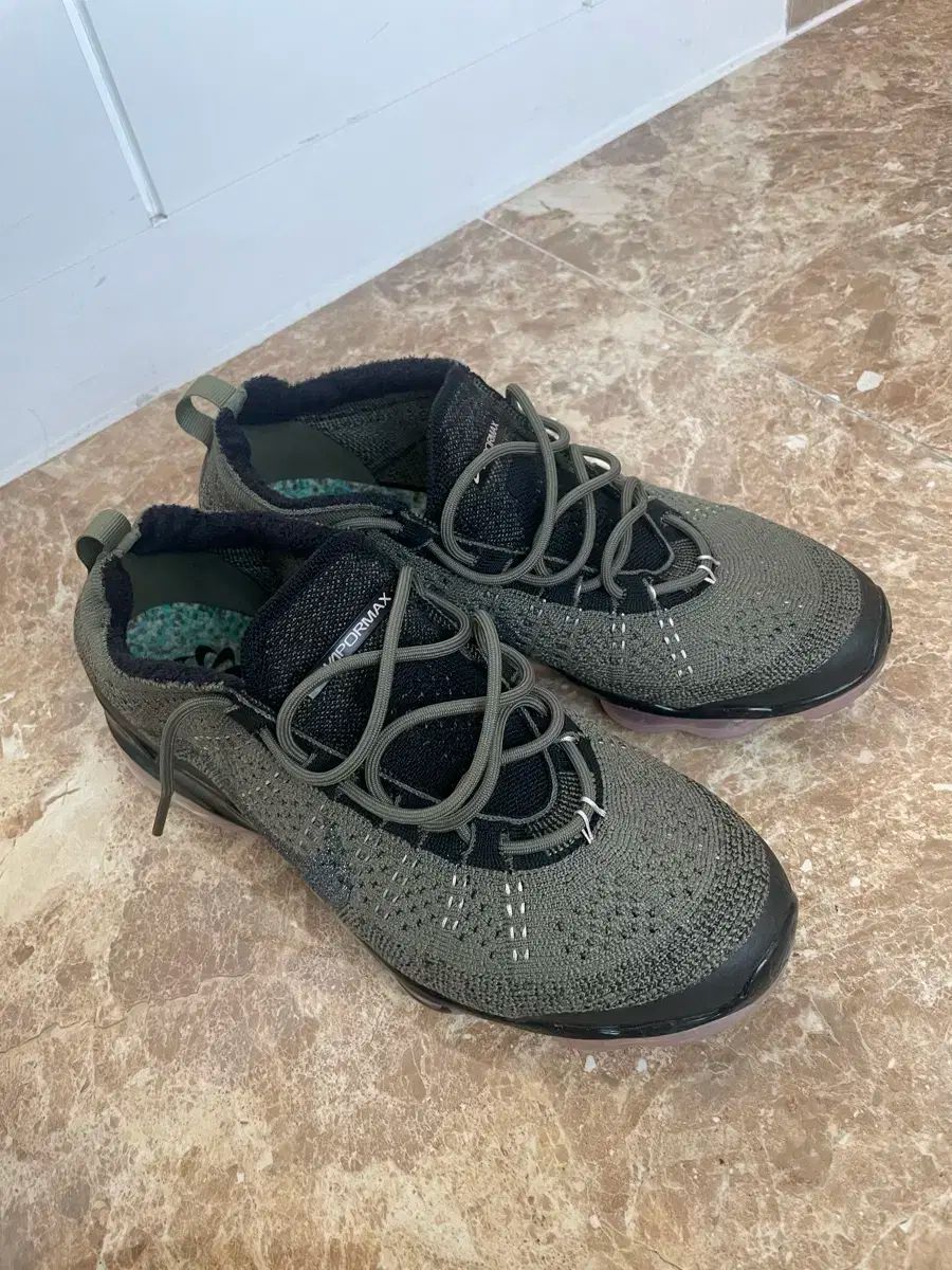 NIKE ナイキ ヴェイパーマックス 260