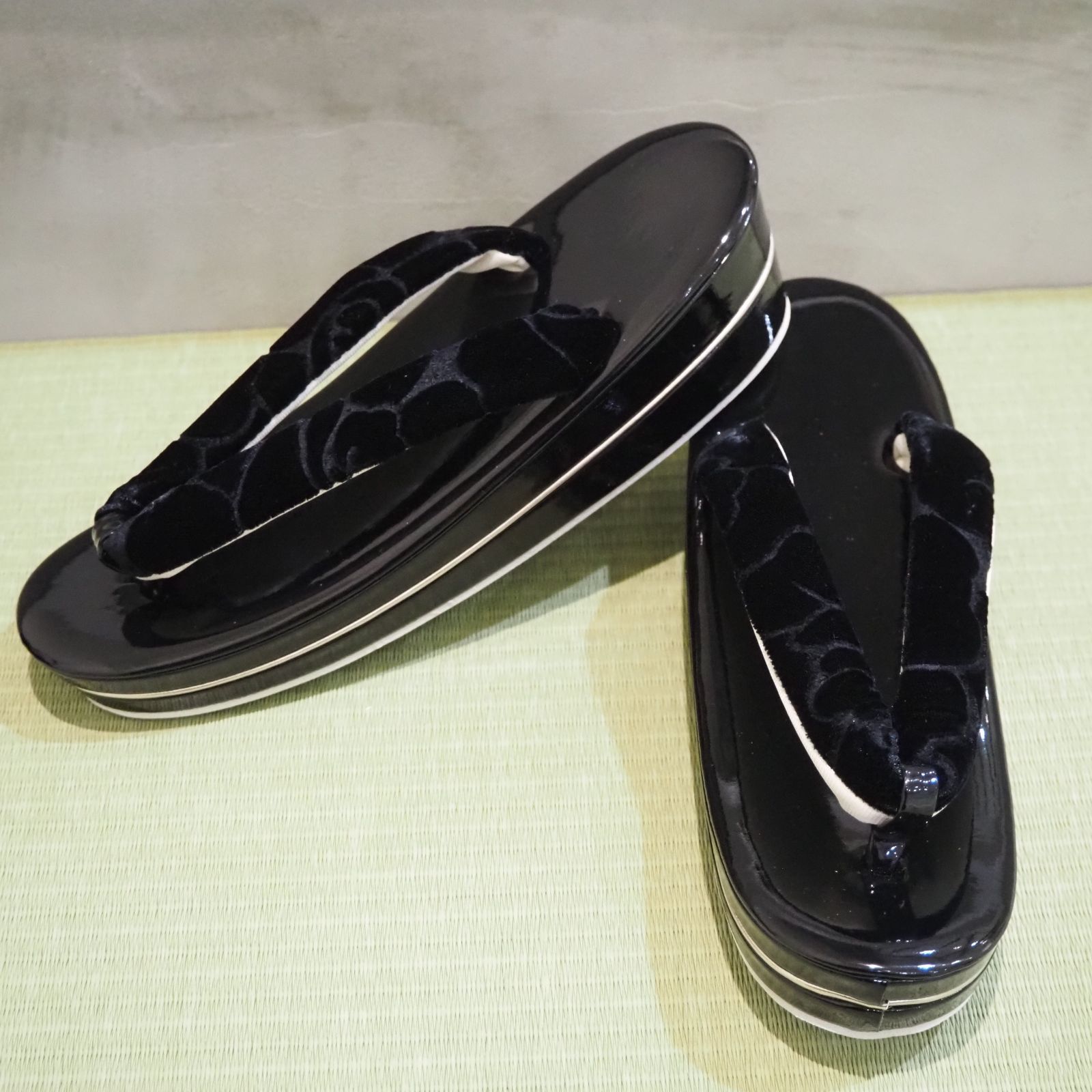 【美品】和装 草履バッグセット　厚底草履高級ベロア黒バッグ　振袖　成人式卒業式 楽天市場】≪◇ポイント3倍◇≫ 振袖 草履 バッグ セット 成人式