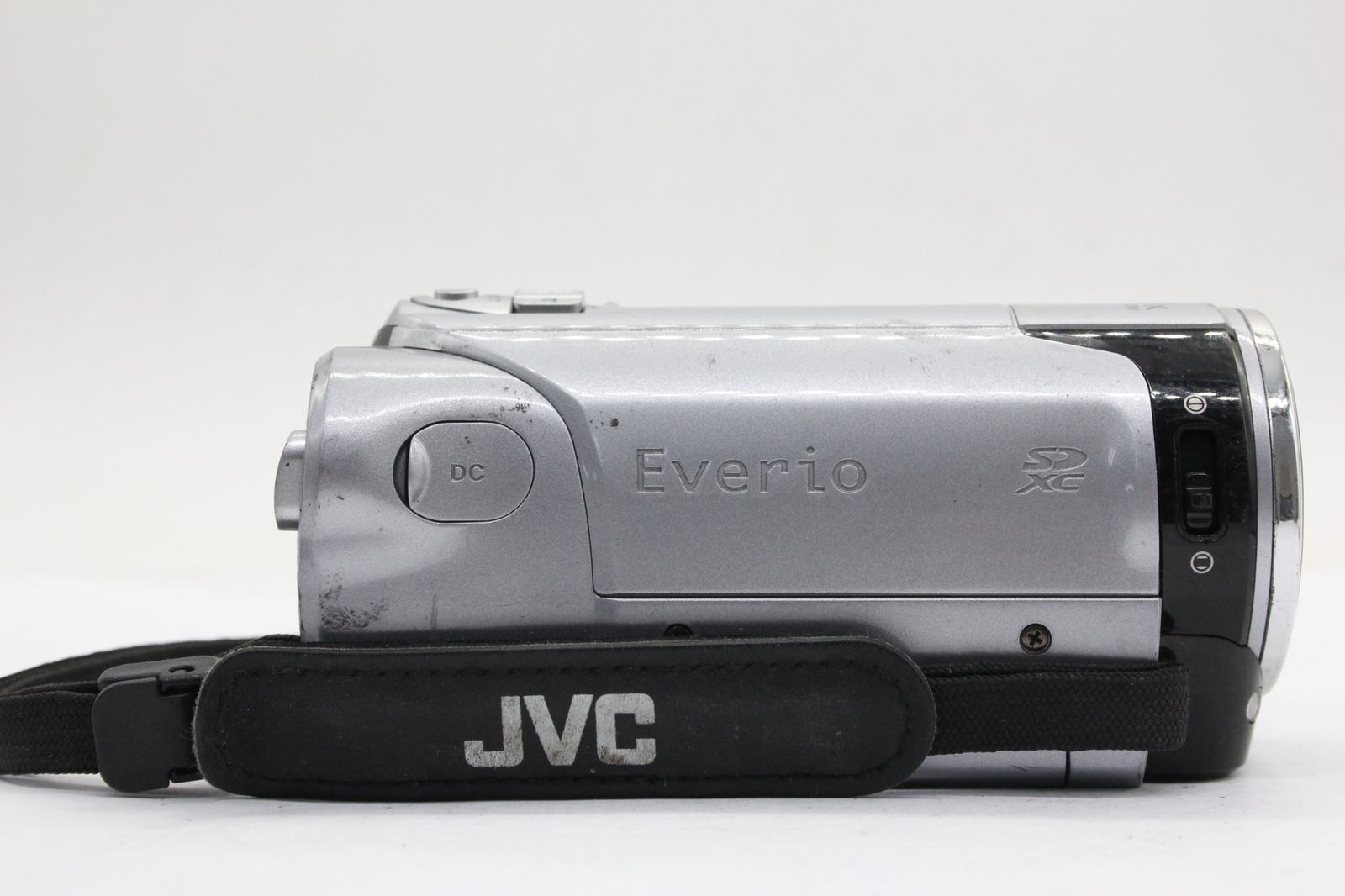返品保証】 【録画再生確認済み】JVC Everio GZ-HM690-S 40x