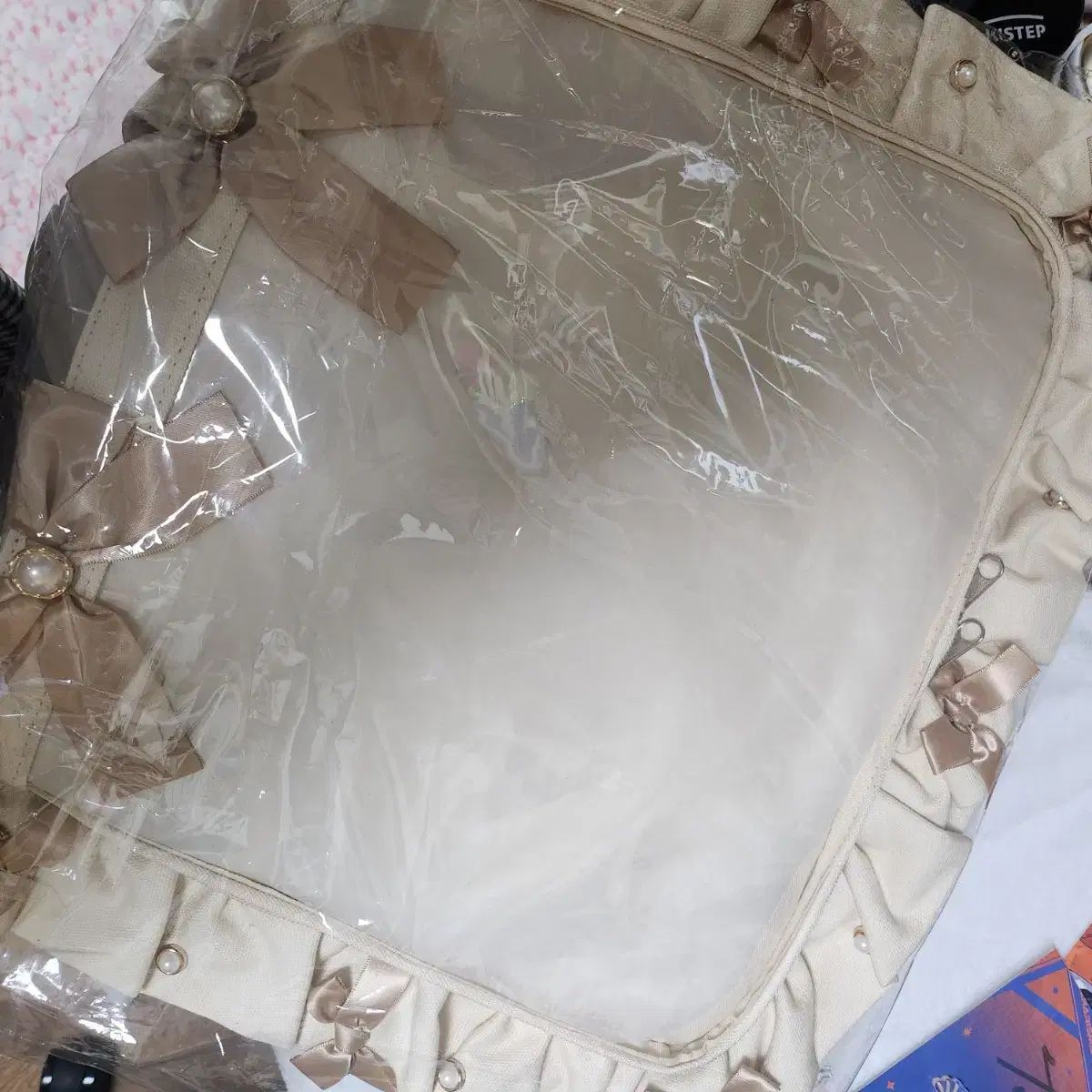 【雷市場（ポンジャン）商品韓国直送】ザッカマート A4 フリル 痛バッグ ベージュ