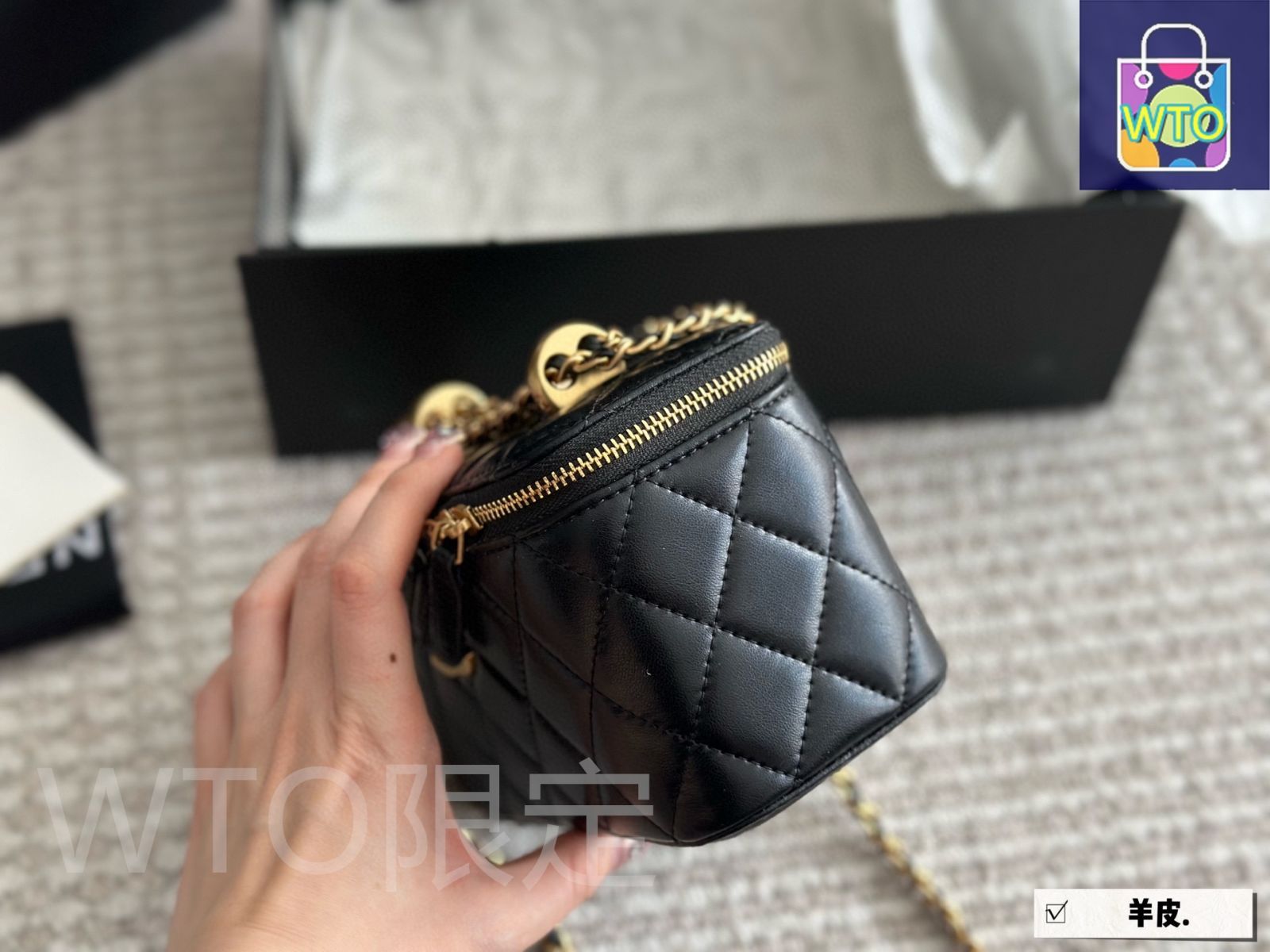 今日WTO】Chanel シャネル ダブルボールボックスバッグ ギフト
