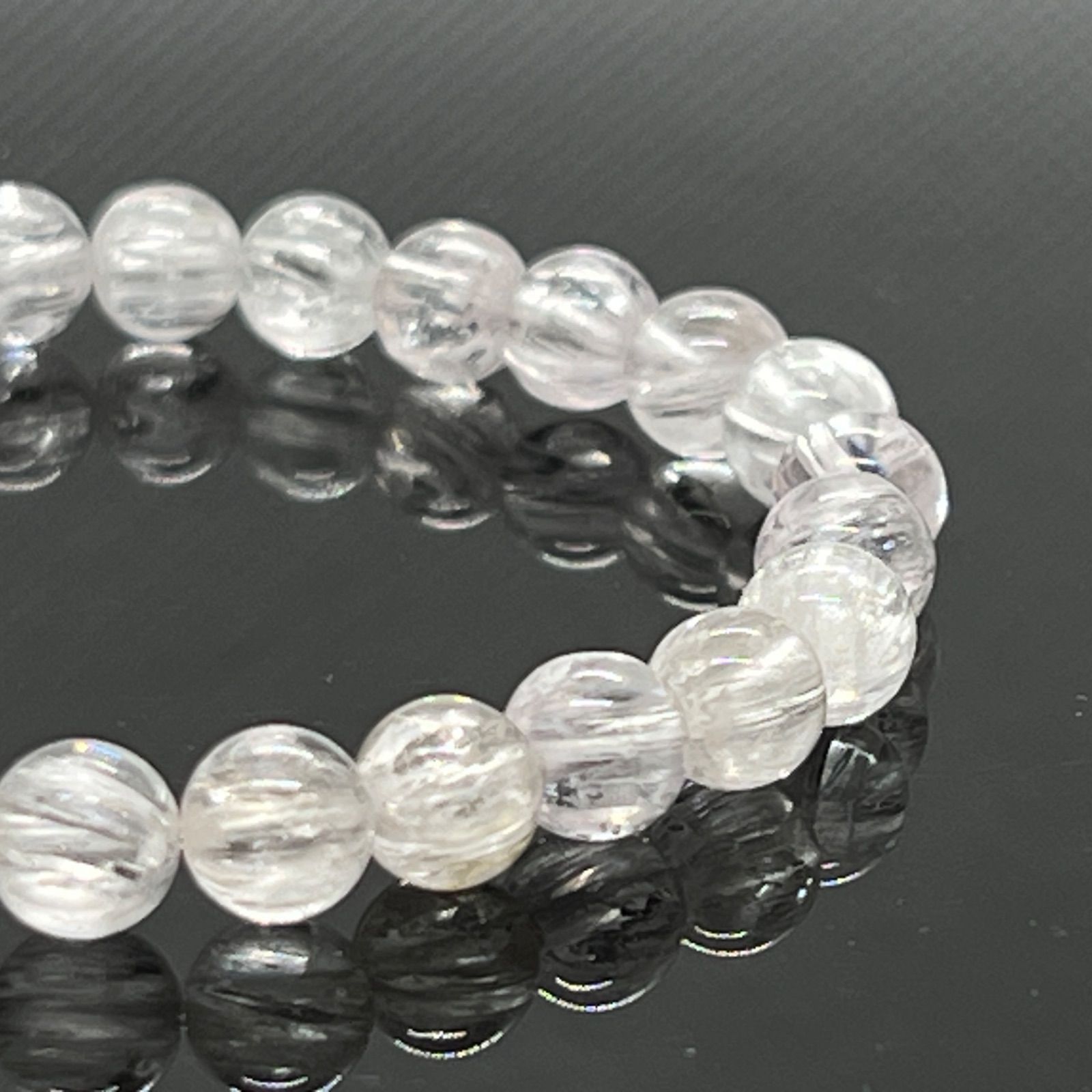 ⬛︎ 透明度とキャツアイ効果抜群の美しいクンツァイトブレスレット約7ミリ