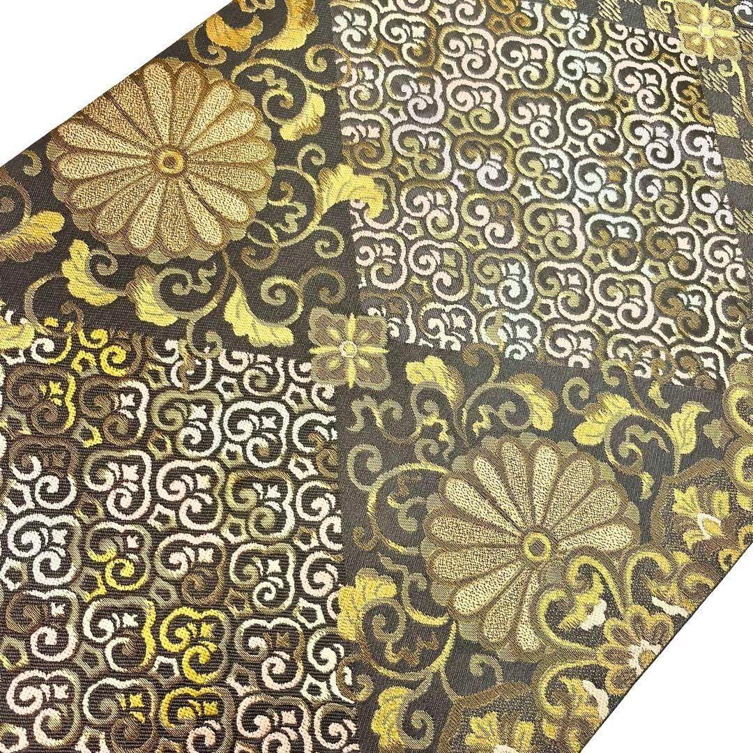 袋帯 斜め市松柄に華柄模様 薄黒色 金糸 O-3856 - メルカリ 