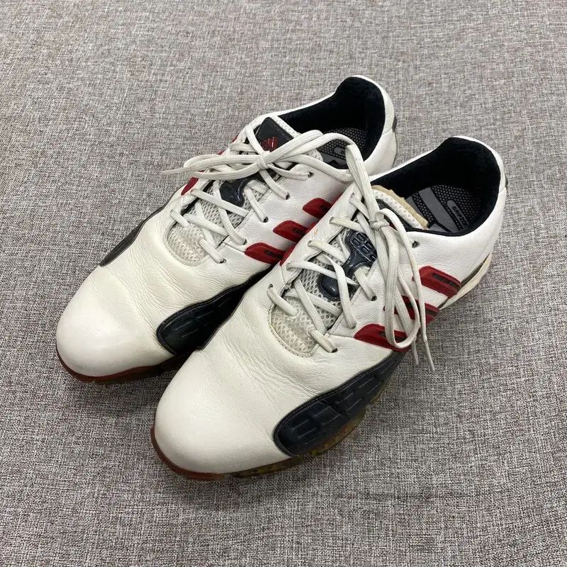 【雷市場（ポンジャン）商品韓国直送】 adidas(アディダス) GRIPZONE ゴルフシューズ 260 S05390