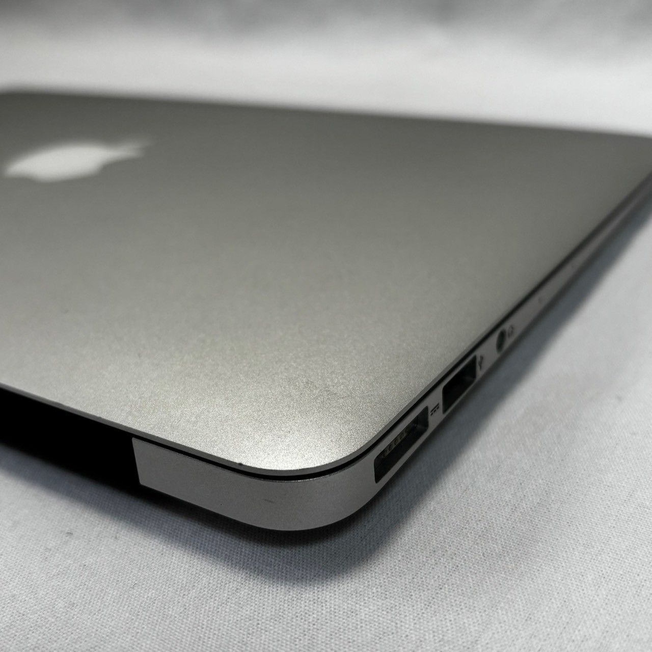 動作良好】MacBookAir/11inc/MD711JA/4GB/128GB 使用少☆Apple