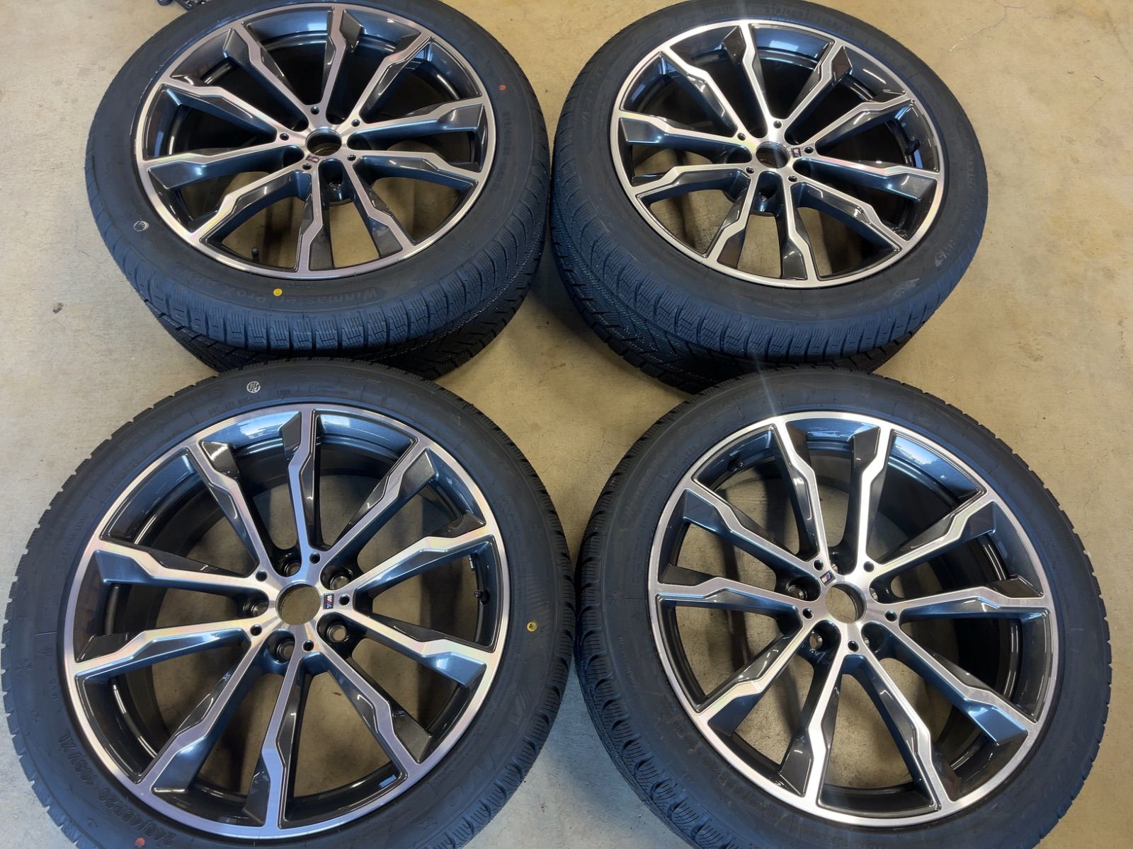 BMW X3 G01 X4 G02 純正品 699M 冬用 付 20インチ 4本セット