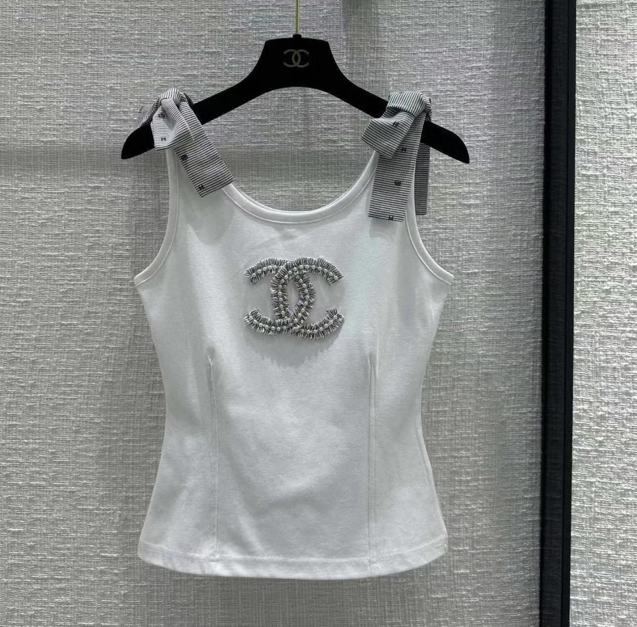 CHANEL 2024夏新作ショルダーベストTシャツ