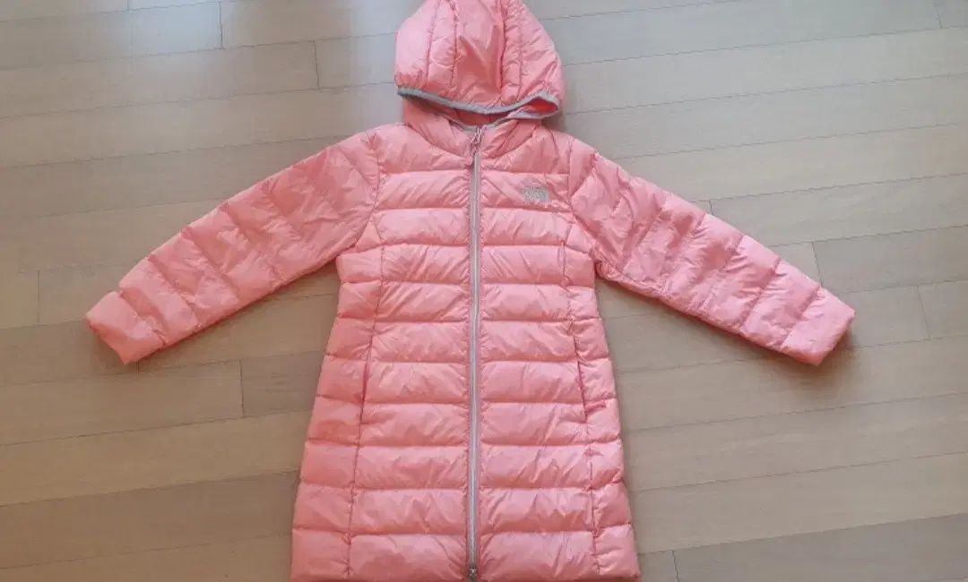 THE NORTH FACE(ザノースフェイス) キッズ 軽量ダウン 120