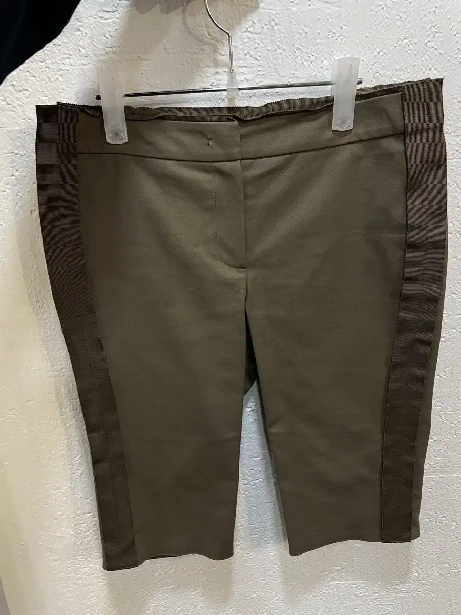 BALMAIN バルマン 半ズボン 61