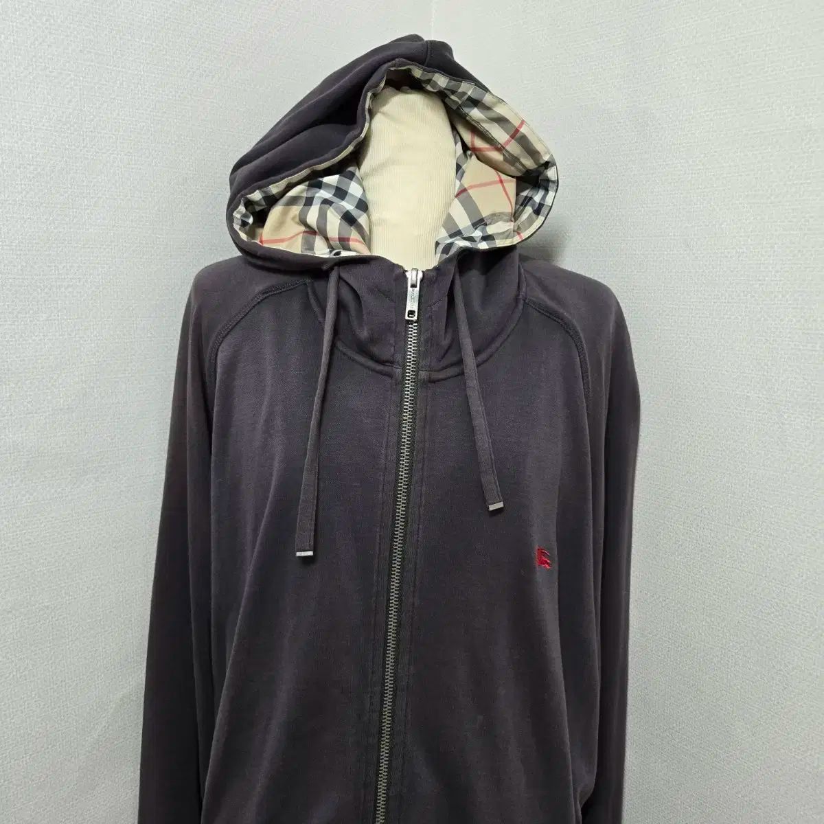 BURBERRY(バーバリー ) 正規品 フード付き ジップアップパーカー