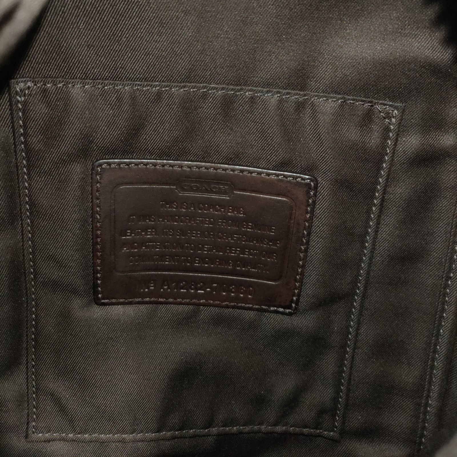 COACH コーチ トンプソン ダークブラウン ボディバッグ メンズ 70360 美品 COACH コーチ メンズ ボディバッグ トンプソン レザー