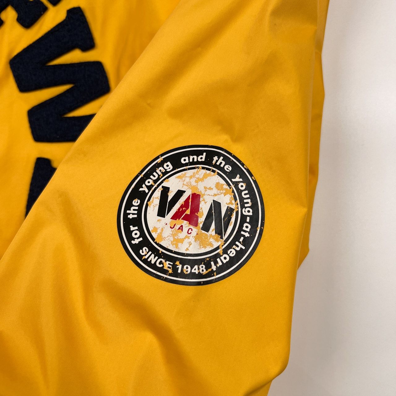 VAN JAC ヴァンヂャケット ロゴワッペン ジップアップ ナイロン